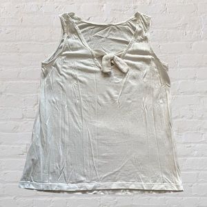 Like 🆕 Banana Republic tie back detail sleeveless top